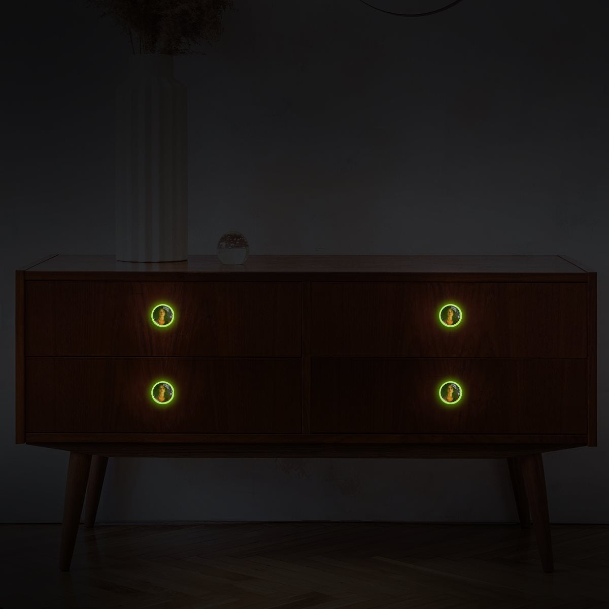 White Round Fluorescent drawer handle 4PC