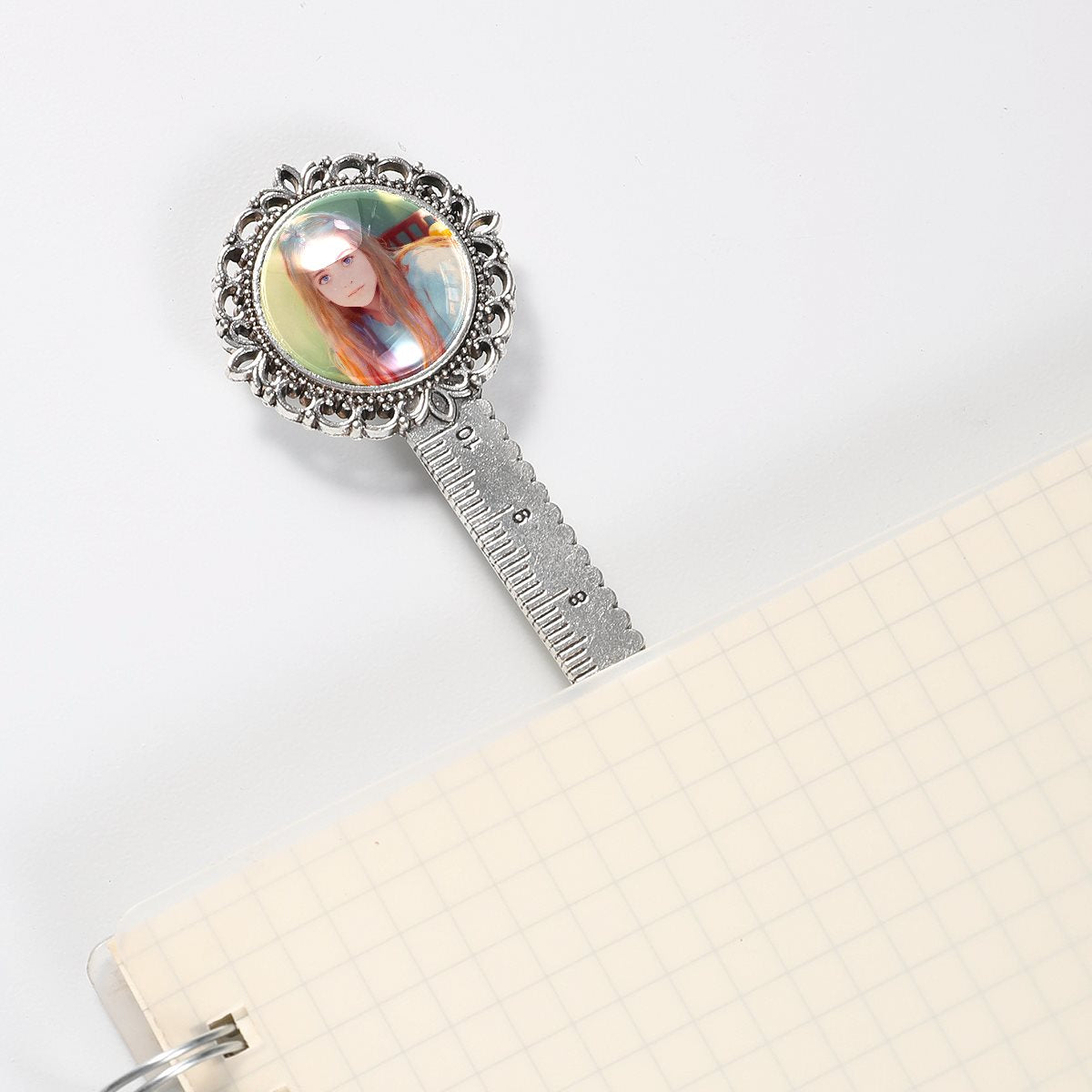Stainless steel retro lace bookmarklet