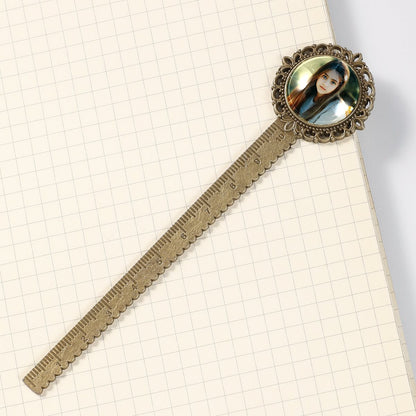Stainless steel retro lace bookmarklet