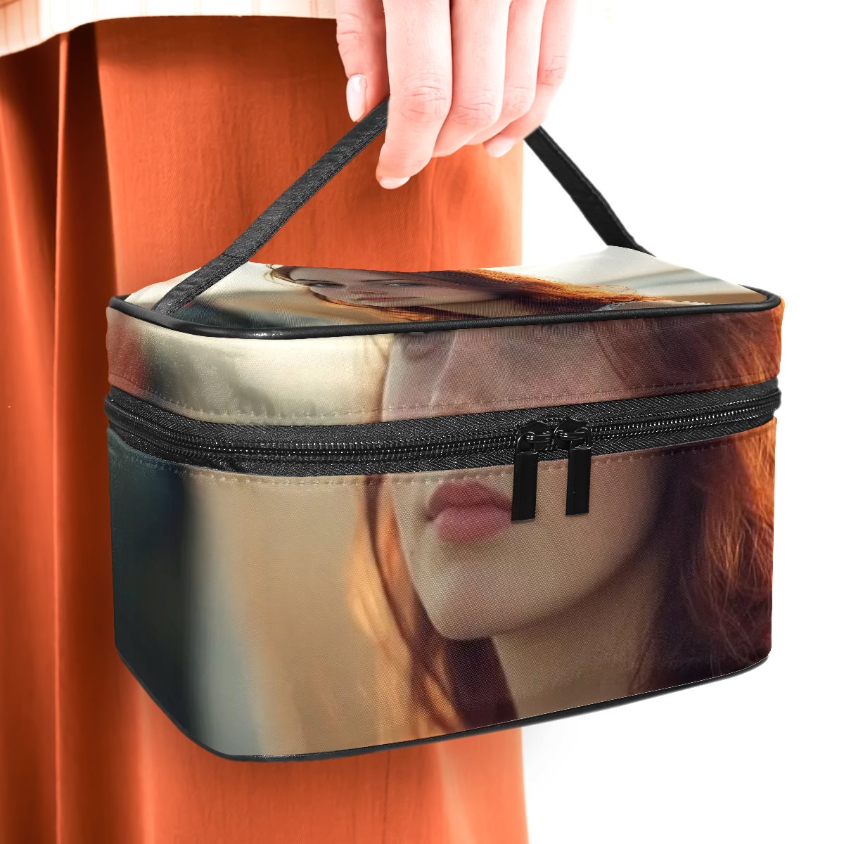 Portable cosmetic bag